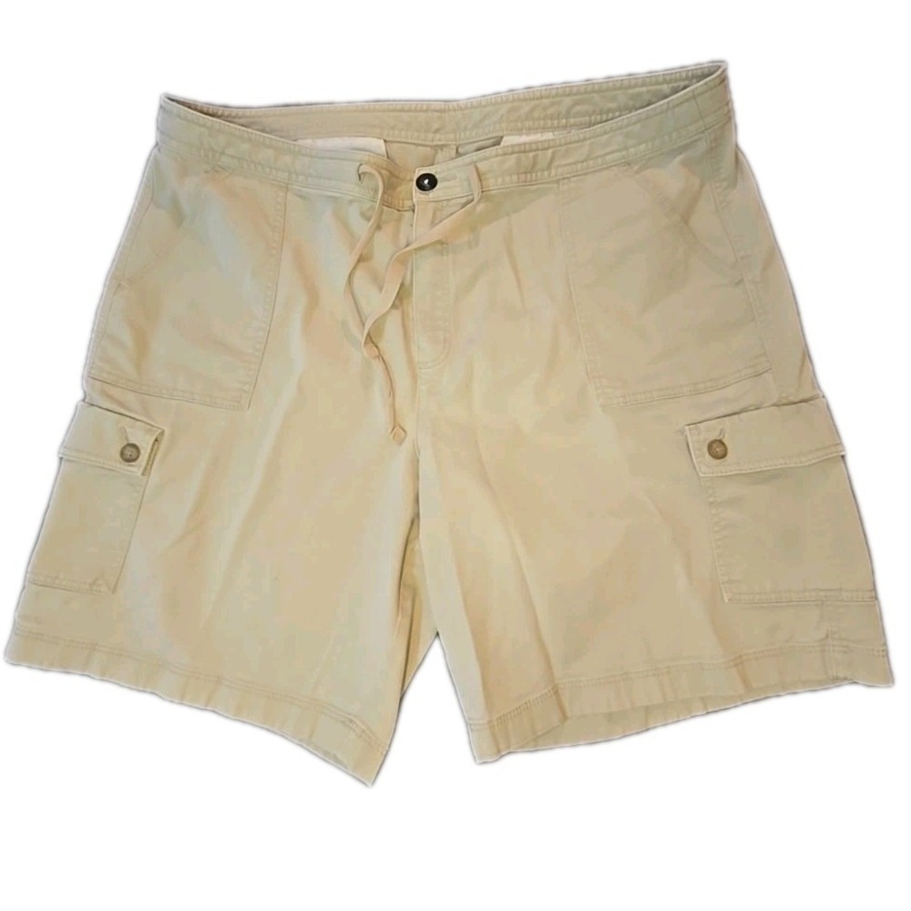 L.L. Bean Cargo Shorts Women's Size 18W Favorite Classic Outdoors Summer Comfort
